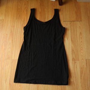 Basic black dress by Peruvian Connection!